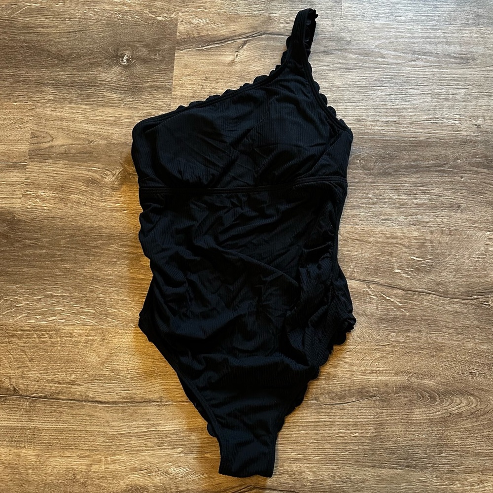 CHARMO Black One-Shoulder Maternity Swimsuit - Picture 2 of 8